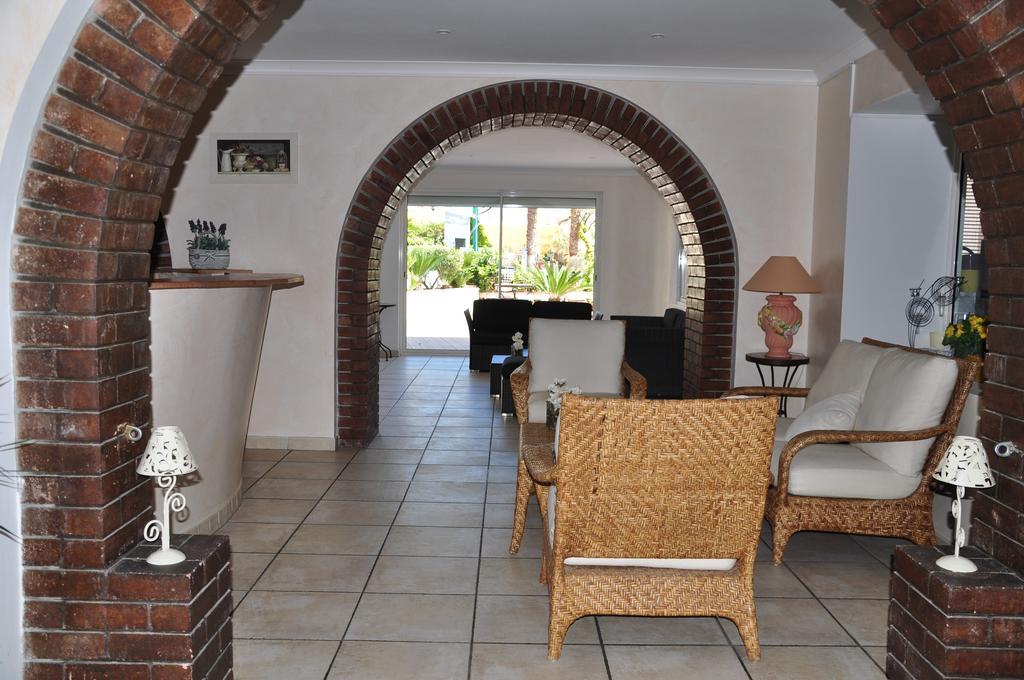 De La 3* Le Lavandou